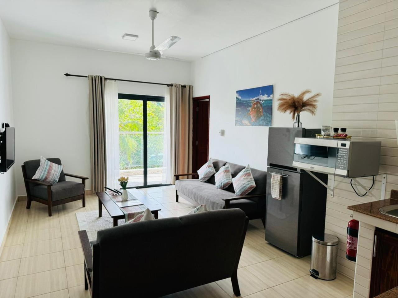 Bijoutier Apartments Grand Anse  Eksteriør bilde